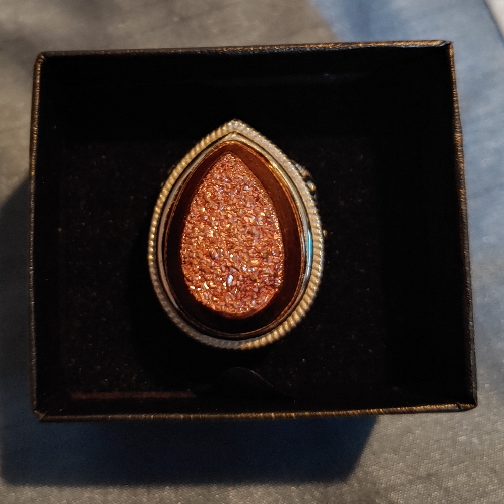 Ring - Picture 4 of 5